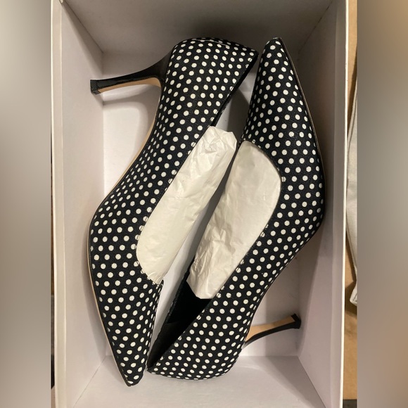 Manolo Blahnik shoes - Picture 7 of 11